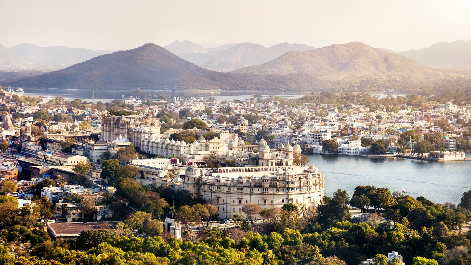 ARRIVÉE À DELHI - UDAIPUR